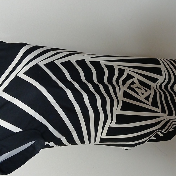 BCBG Maxazria black & white abstract midi dress size Small - Picture 4 of 15